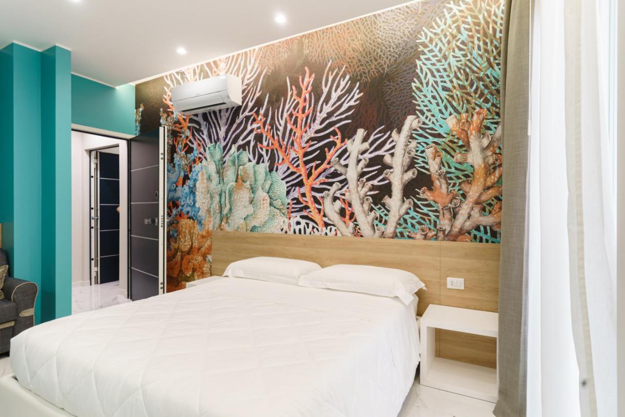 Abissi Room One Step From The Sea Trani Luaran gambar
